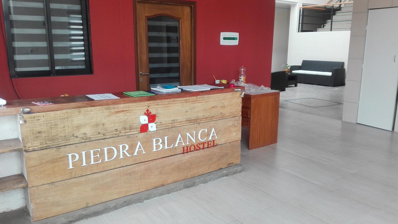 Piedra Blanca Backpackers Hostel Uyuni Exterior photo